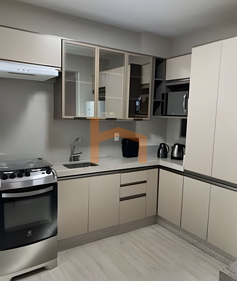 2suítes na Av Atlântica, pé na areia! Sem garagem