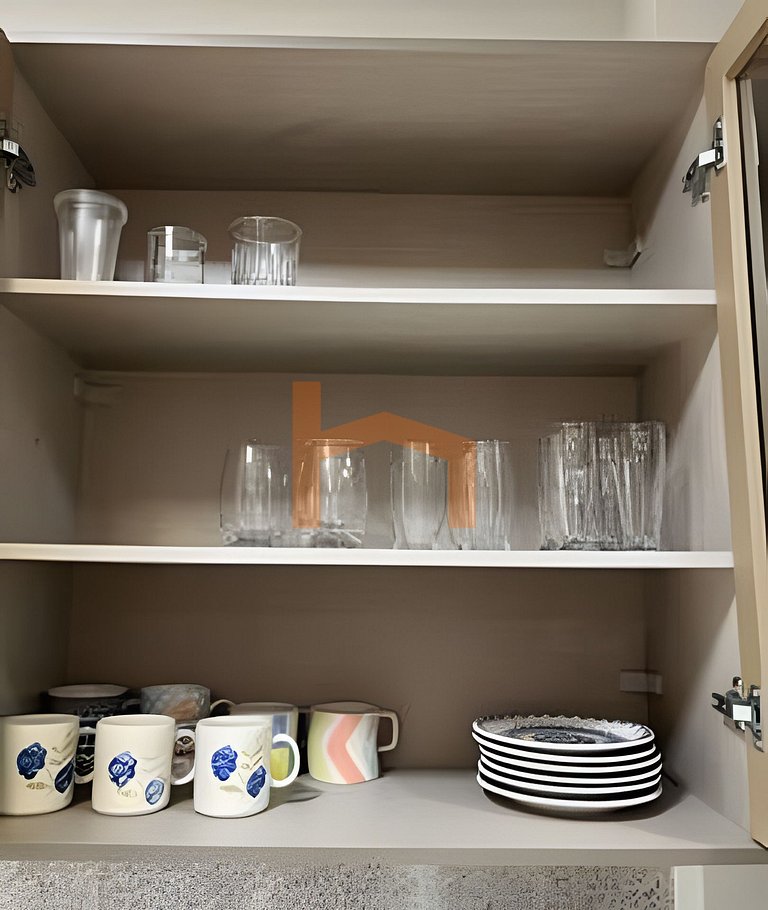 2suítes na Av Atlântica, pé na areia! Sem garagem