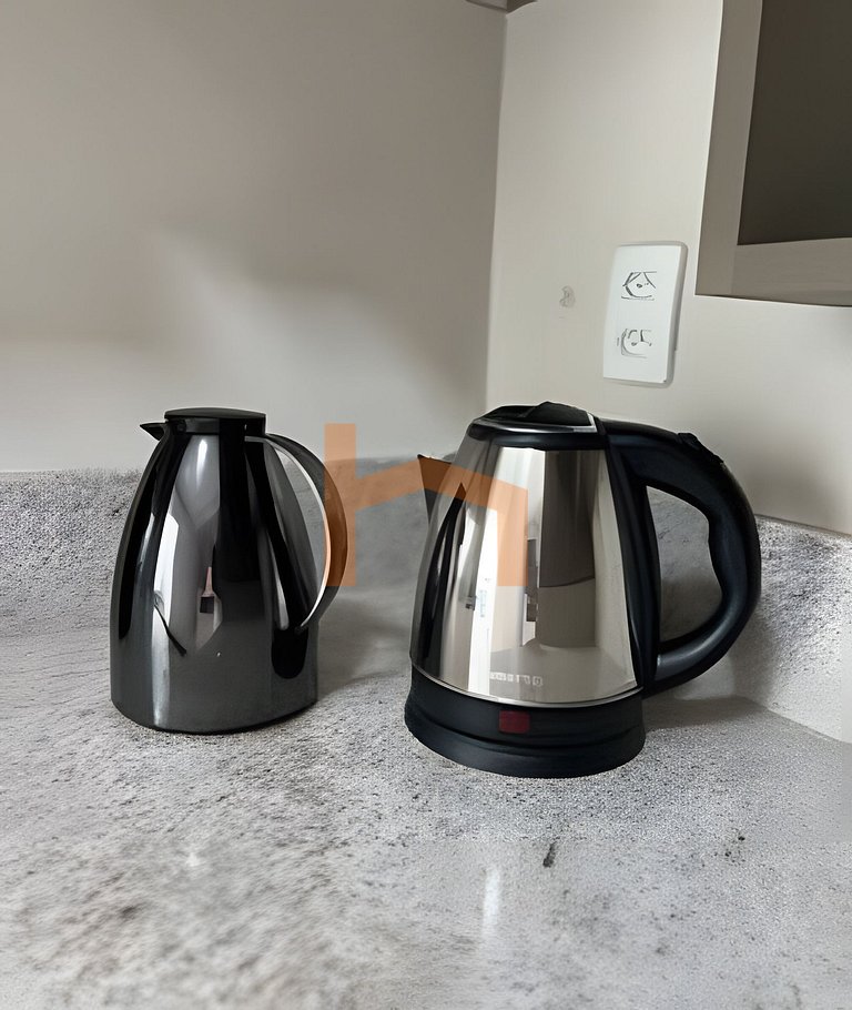 2suítes na Av Atlântica, pé na areia! Sem garagem