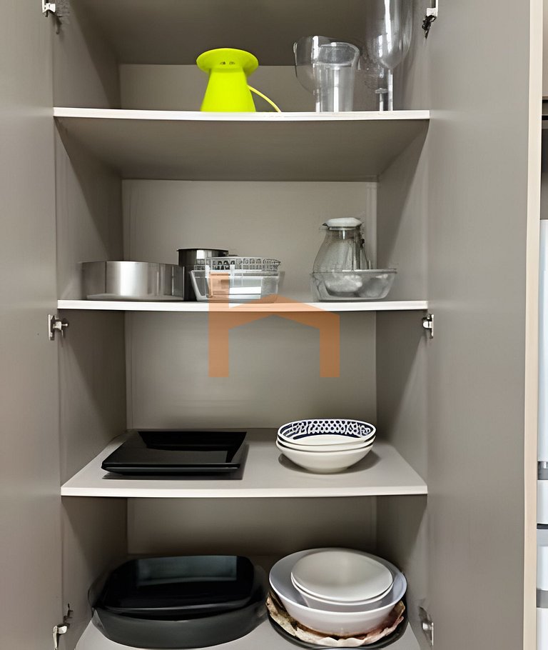 2suítes na Av Atlântica, pé na areia! Sem garagem