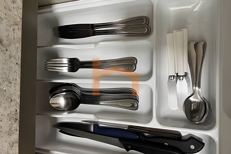 2suítes na Av Atlântica, pé na areia! Sem garagem