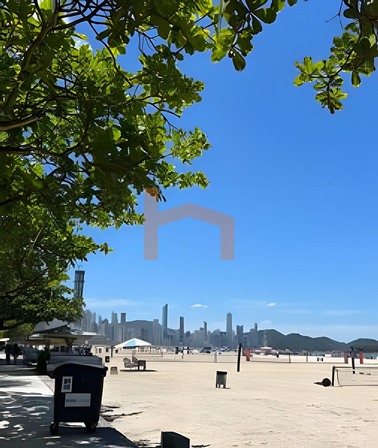 2suítes na Av Atlântica, pé na areia! Sem garagem