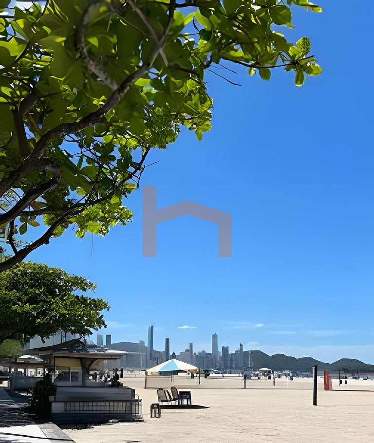 2suítes na Av Atlântica, pé na areia! Sem garagem