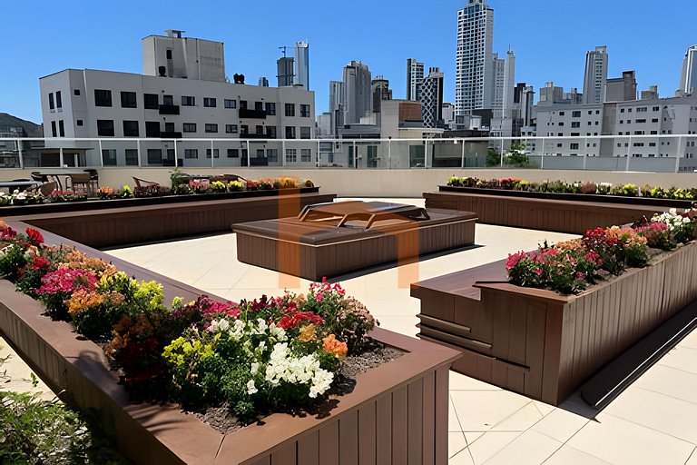 Piscina, Suíte, Garagem privativa