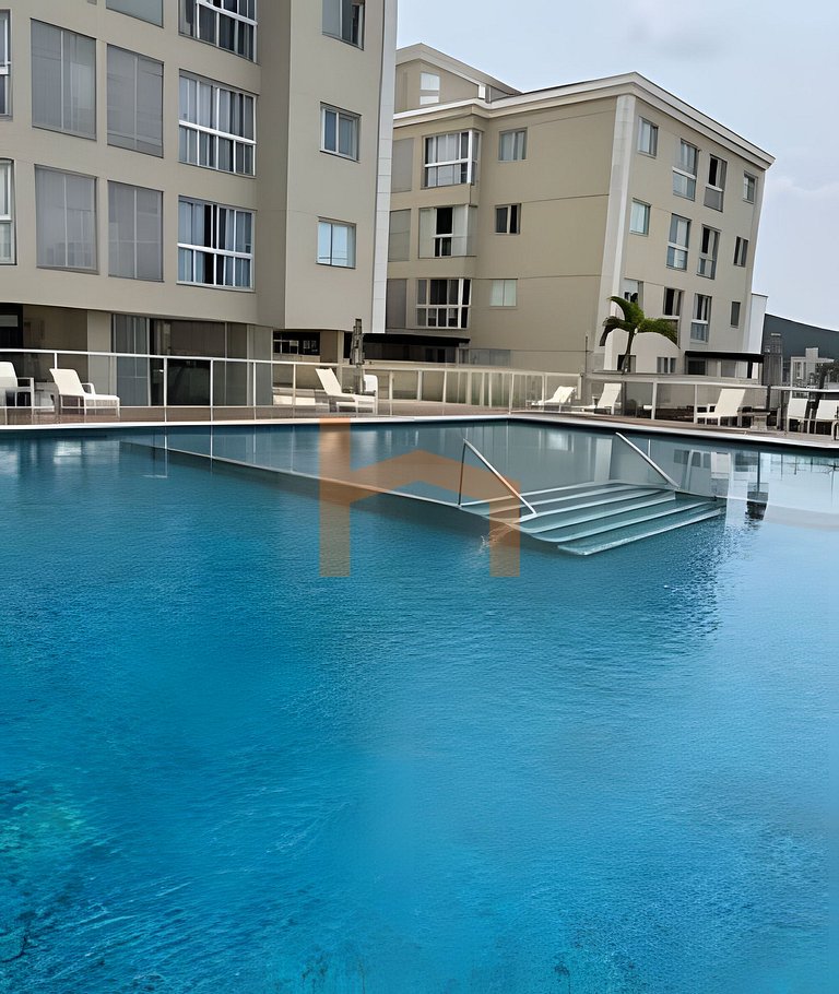 Piscina, Suíte, Garagem privativa