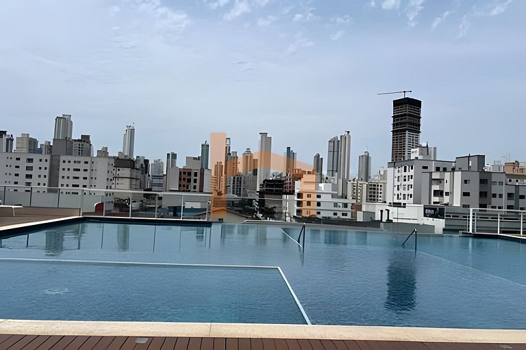 Piscina, Suíte, Garagem privativa