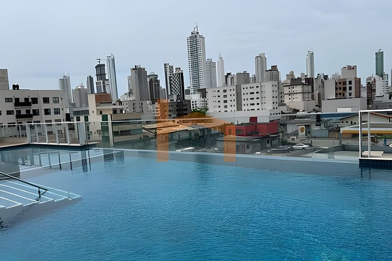 Piscina, Suíte, Garagem privativa