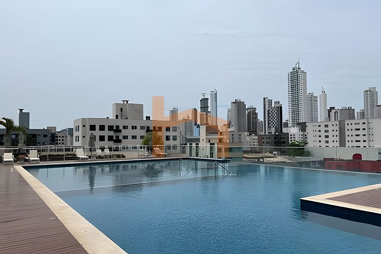 Piscina, Suíte, Garagem privativa