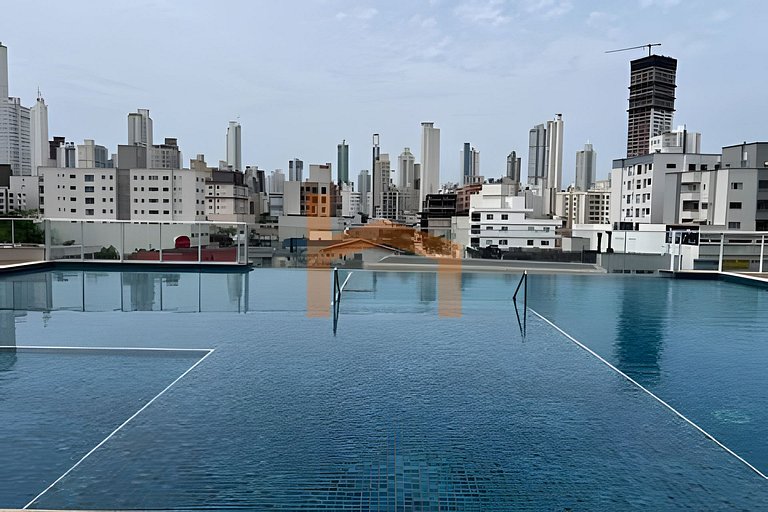 Piscina, Suíte, Garagem privativa