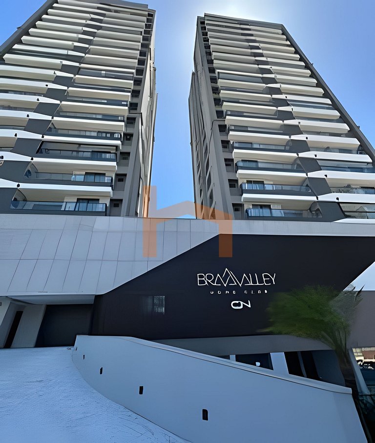 Conforto e Elegância-Ed. Brava Valley/Praia Brava