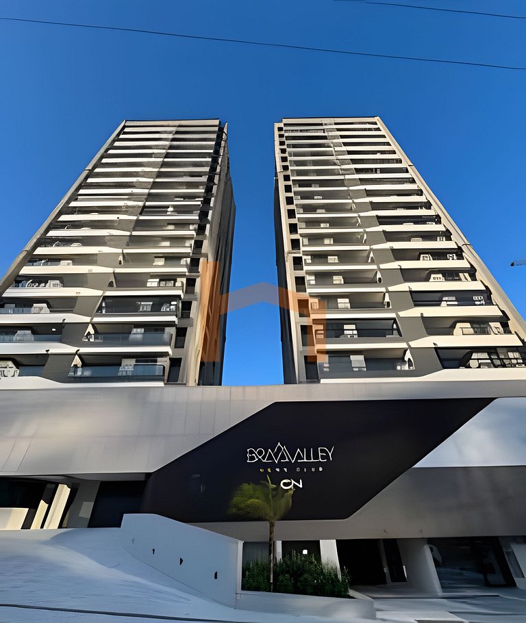 Conforto e Elegância-Ed. Brava Valley/Praia Brava