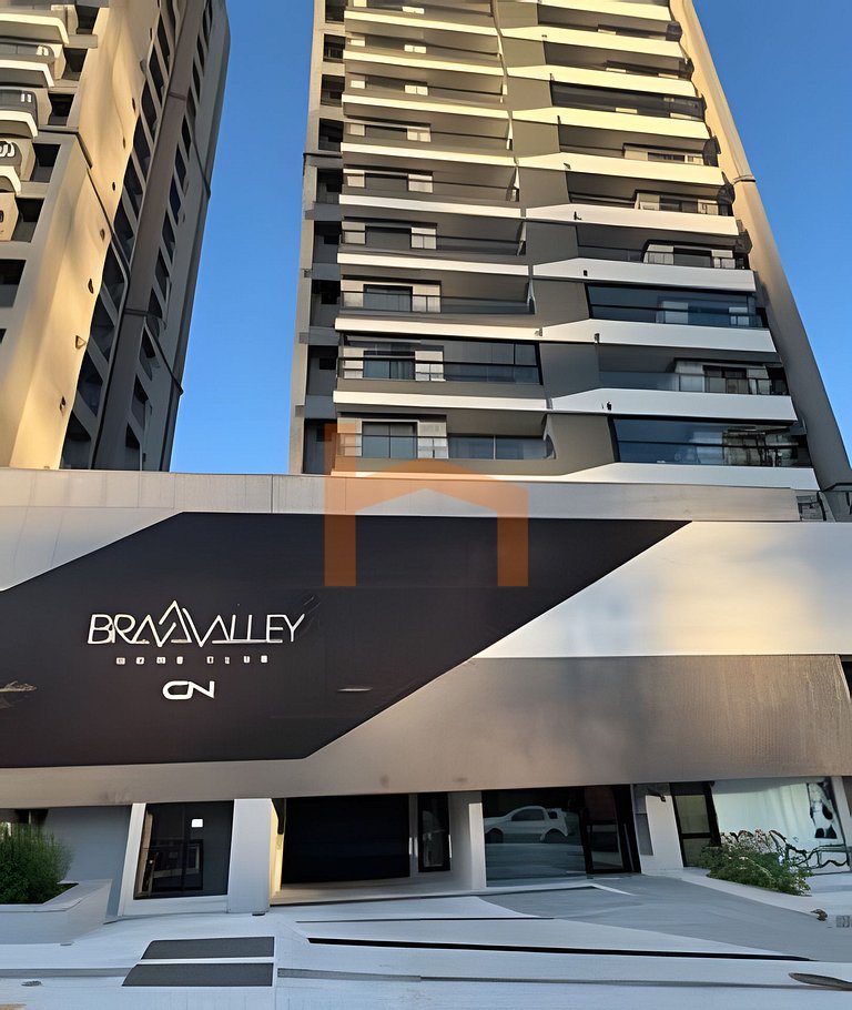 Conforto e Elegância-Ed. Brava Valley/Praia Brava