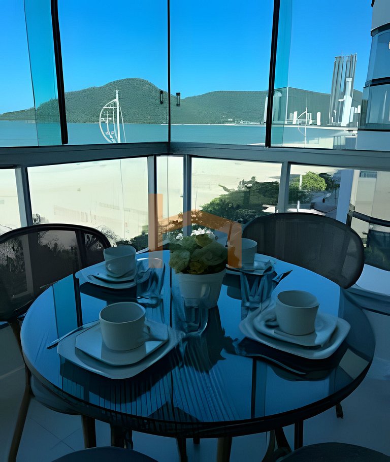 Apartamento de Frente para o Mar – Av. Atlântica