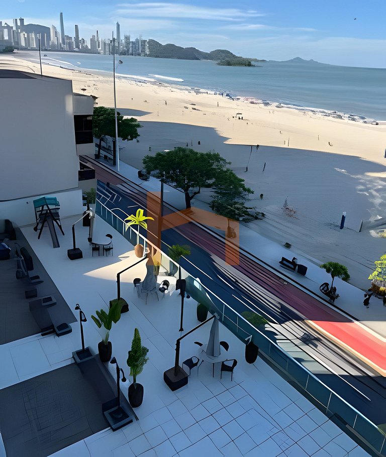 Apartamento de Frente para o Mar – Av. Atlântica