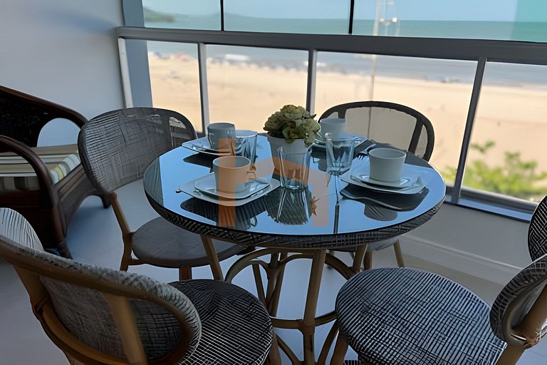 Apartamento de Frente para o Mar – Av. Atlântica
