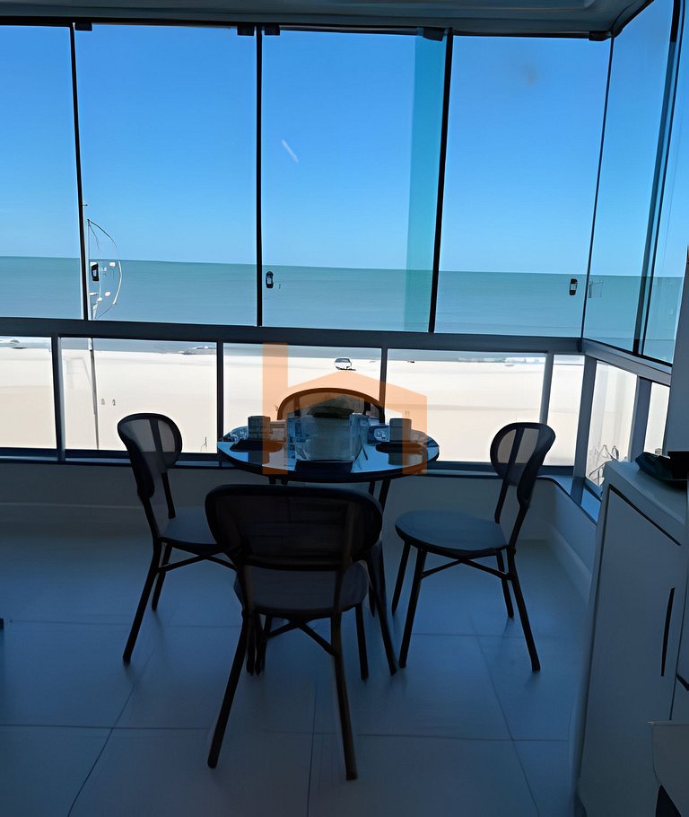 Apartamento de Frente para o Mar – Av. Atlântica