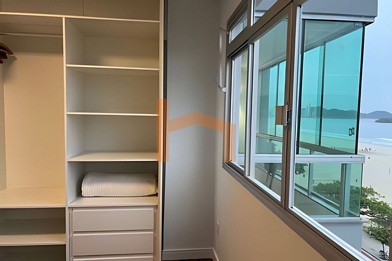 Apartamento de Frente para o Mar – Av. Atlântica