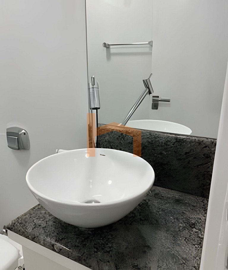 Apartamento de Frente para o Mar – Av. Atlântica