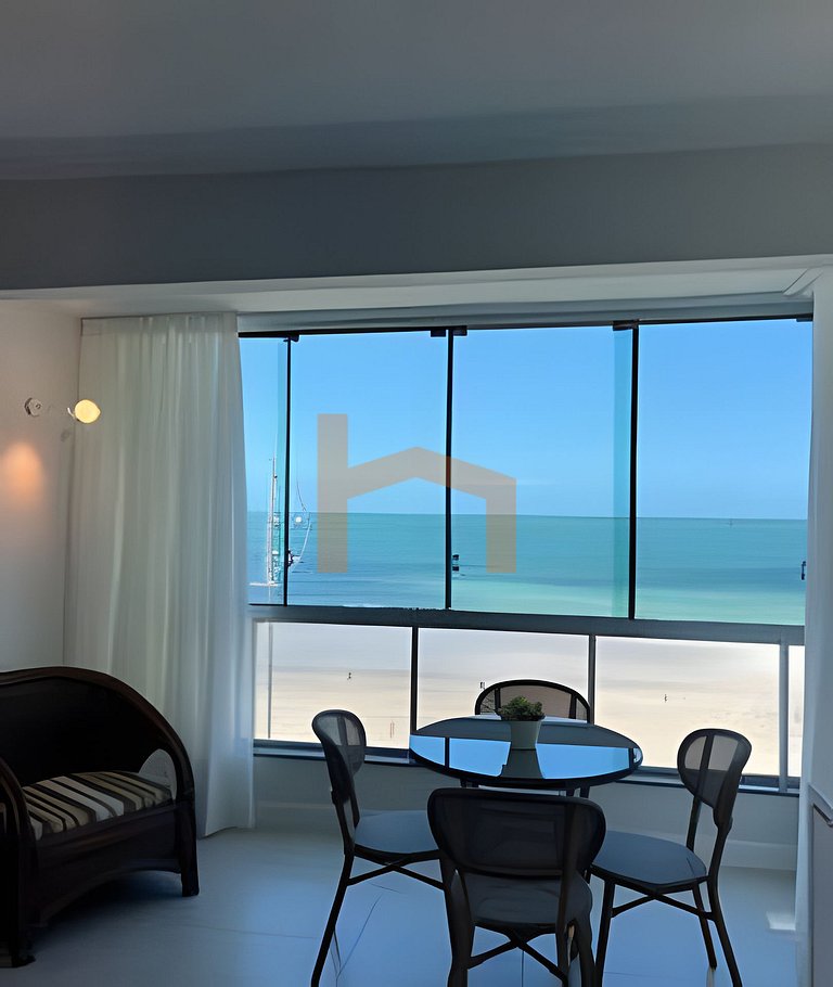Apartamento de Frente para o Mar – Av. Atlântica